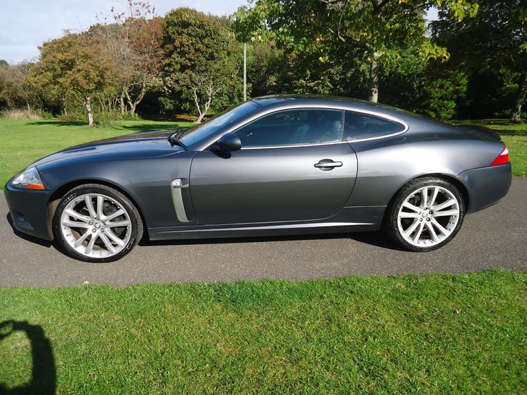Jaguar XKR