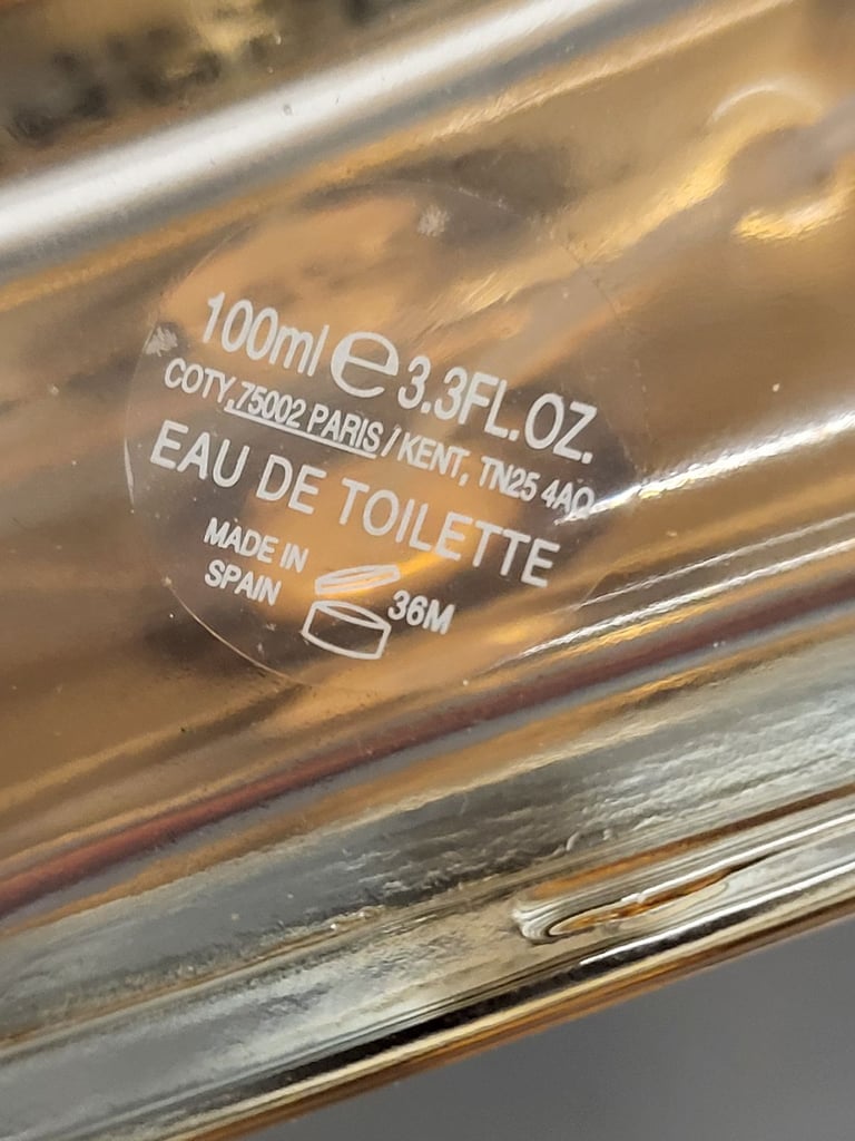 B/N Burberry hero edt perfume spray for men, 100 ml, in original box 