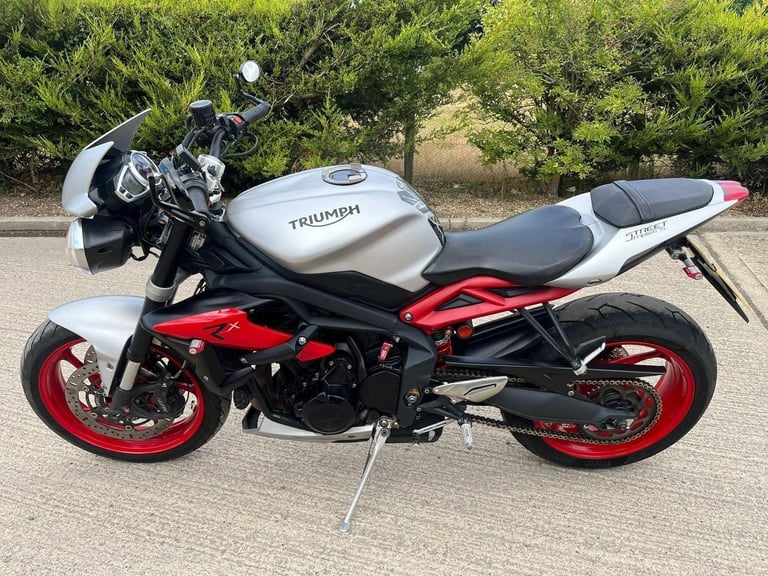 2015 64 TRIUMPH STREET TRIPLE 675 RX 675R NAKED R NEW MOT HPI CLEAR
