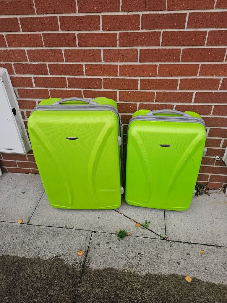 A set of suitcases large and medium