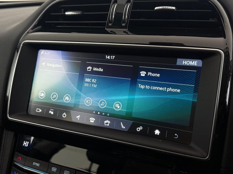 2019 Jaguar F-Pace 2.0 P250i Portfolio Auto AWD Euro 6 (s/s) 5dr ESTATE Petrol Automatic