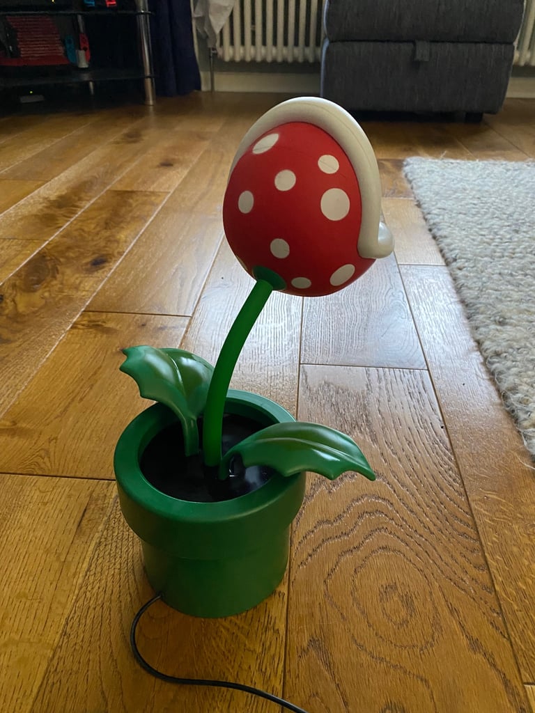 Super Mario Piranha Plant Lamp