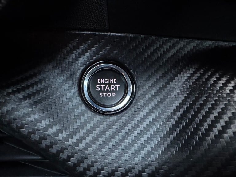 Peugeot 208 PURETECH ALLURE S/S