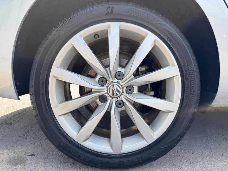 2025 Volkswagen Golf 1.4 tsi bluemotion DSG  Hatchback PETROL Automatic