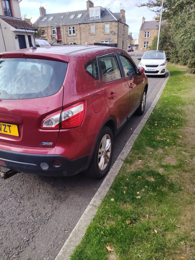 Nissan, QASHQAI, Hatchback, 2011, Manual, 1461 (cc), 5 doors