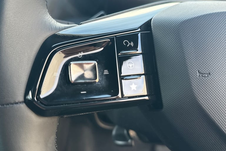 2025 MG MG3 105243 Hatchback Hybrid Automatic