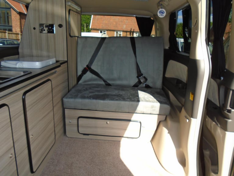 TOYOTA  VELLFIRE  CAMPERVAN MOTORHOME ~NEW 7 SPEED AUTO~4 BERTH