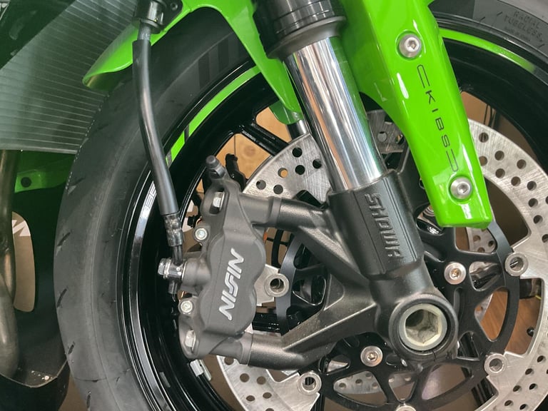 Kawasaki Ninja ZX6R ZX-6R 2025 SAVE £1000 LAST ONE with 0% HP Finance & 3.9% PCP