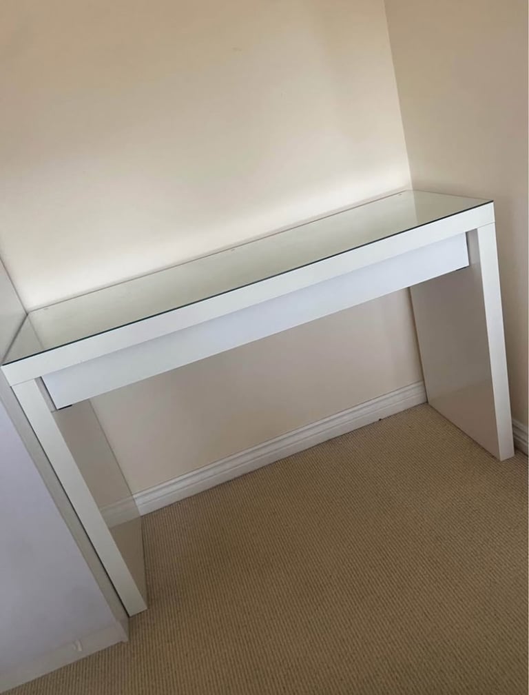 image for IKEA malm dressing table high gloss 