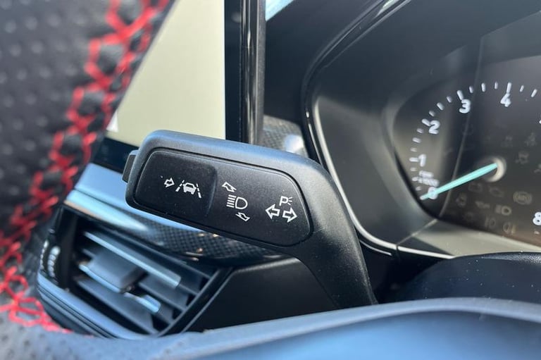 2024 Ford Focus 1.0 EcoBoost Hybrid mHEV ST-Line 5dr, Apple Car Play, Android Auto, Parking Hatch...