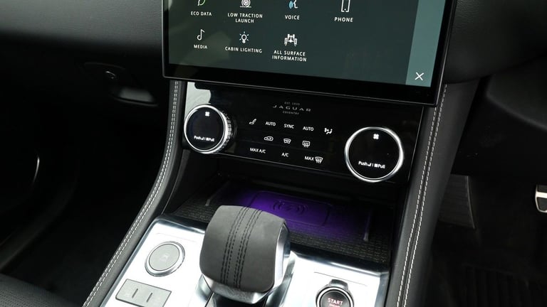 2022 Jaguar F-Pace 2.0 D200 MHEV R-Dynamic SE SUV 5dr Diesel Auto AWD Euro 6 (s/s) (204 ps) SUV D...