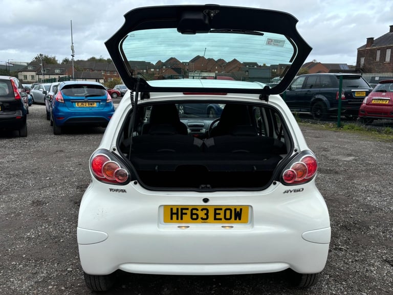2013 Toyota AYGO 1.0 VVT-i Move 5dr HATCHBACK PETROL Manual