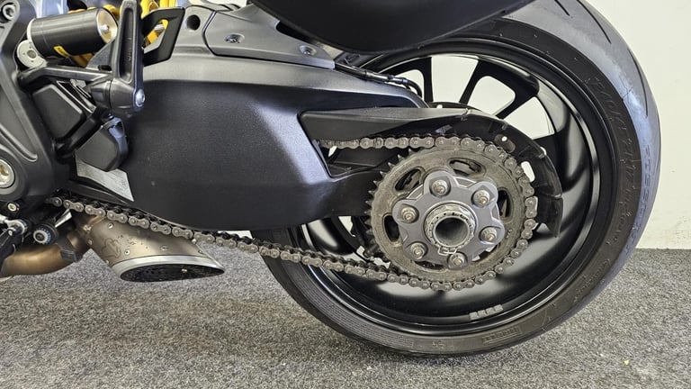 DUCATI DIAVEL 1260 ** LOW MILEAGE - TERMIGNONI EXHAUST - CRASH PROTECTORS **