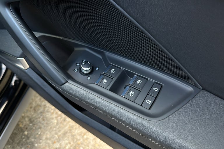  Audi A3 Sportback TFSI e 1.4 Tfsie 40 S Line Sportback 5dr Petrol Plug In