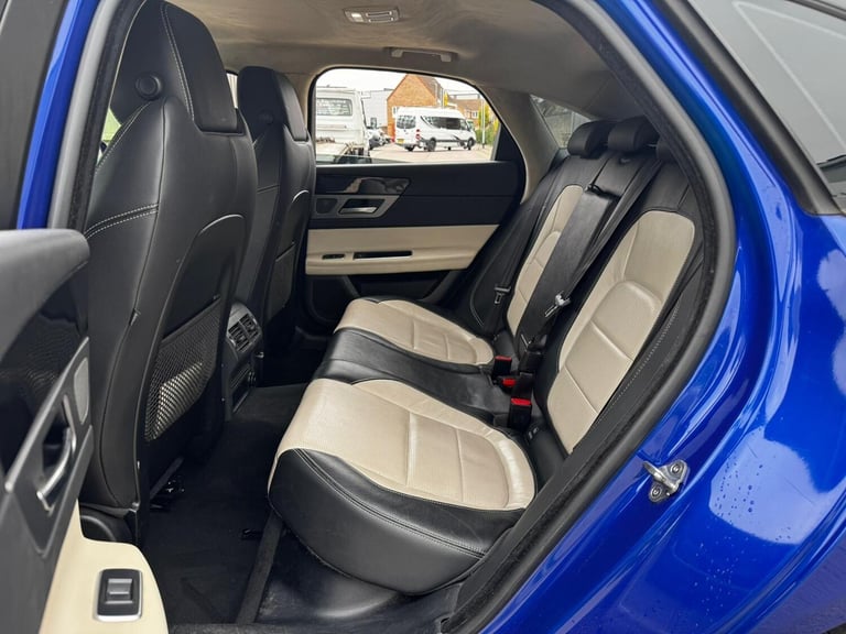 2018 Jaguar XF 2.0d R-Sport Auto AWD Euro 6 (s/s) 4dr SALOON Diesel Automatic