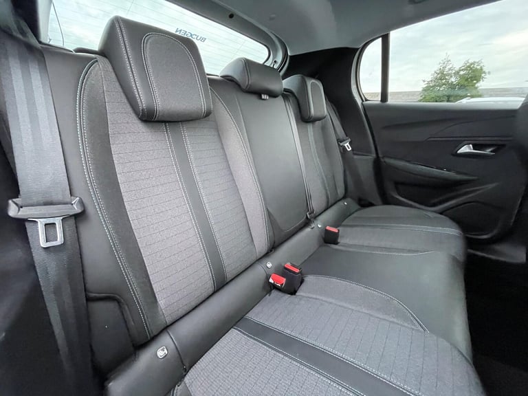 2023 Peugeot 208 1.2 PureTech Allure Premium + Euro 6 (s/s) 5dr HATCHBACK Petrol Manual