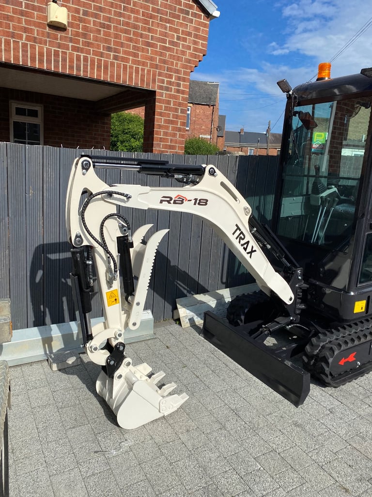 Brand New TRAX / Kubota Mini Digger / Excavator 