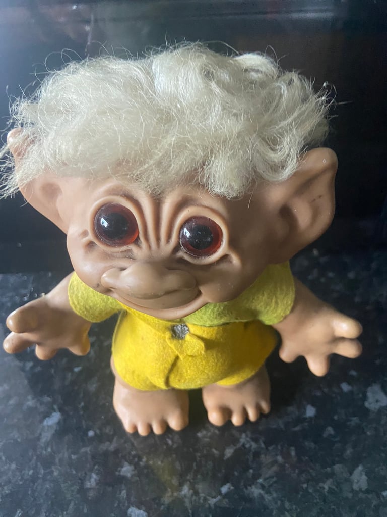 Vintage 1960 troll