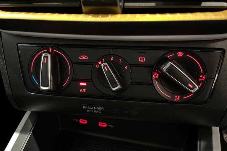 2023 SEAT Arona 1.0 TSI EVO SE SUV 5dr Petrol Manual Euro 6 (s/s) (95 ps) SUV Petrol Manual