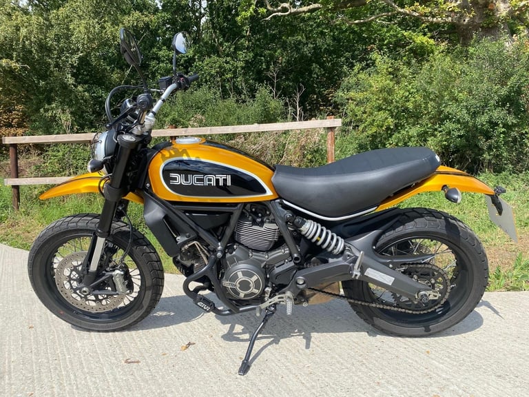 DUCATI SCRAMBLER CLASSIC 800, 2015, 3,700 MILES, STUNNING BIKE