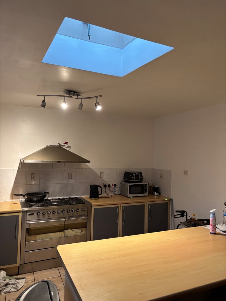 Double room in nice house 