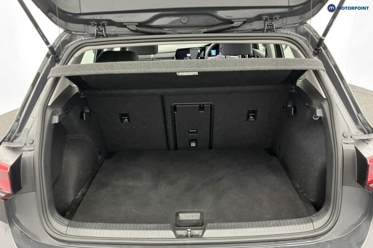 2023 Volkswagen Golf 1.5 TSI Life 5dr Hatchback Petrol Manual