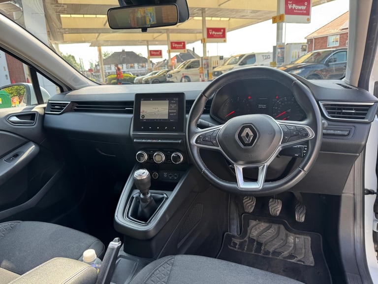 2021 Renault Clio 1.0 TCe 90 Iconic 5dr HATCHBACK Petrol Manual