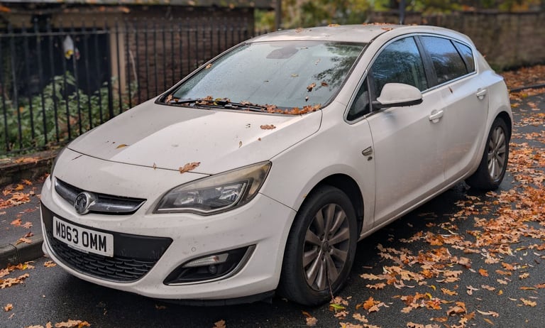 image for Vauxhall Astra 2L CDTi (spares or repair)