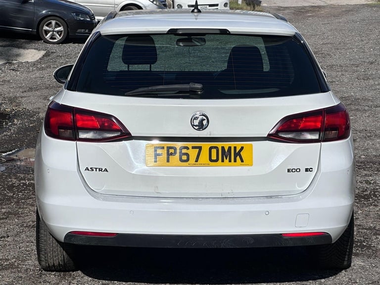 2017 Vauxhall Astra 1.0i Turbo ecoTEC Tech Line Nav Sports Tourer Euro 6 (s/s) 5dr ESTATE Petrol ...