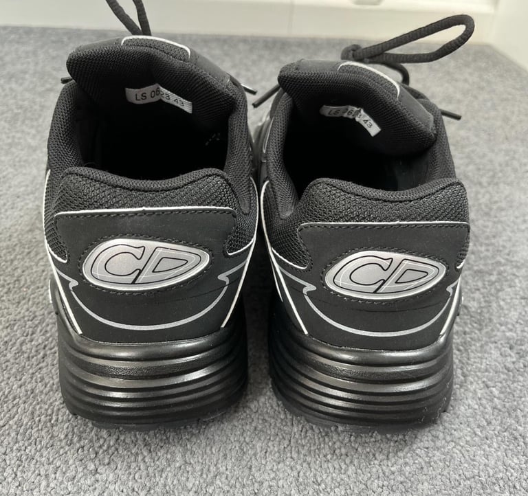 Dior B30 UK 9