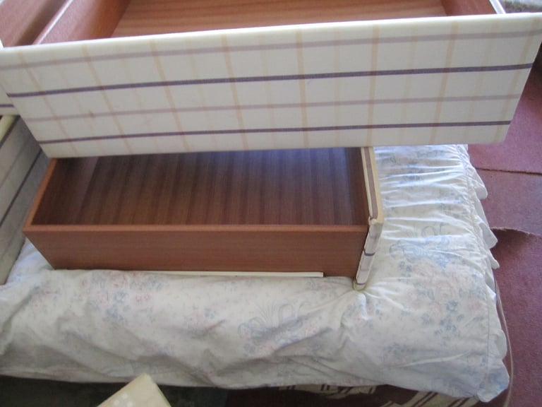 4 Double Bed Divan Drawers