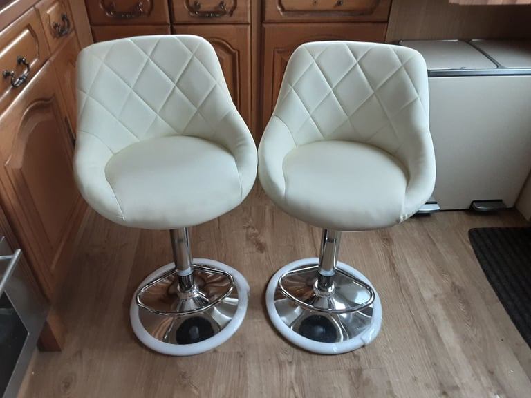 Kitchen bar stools