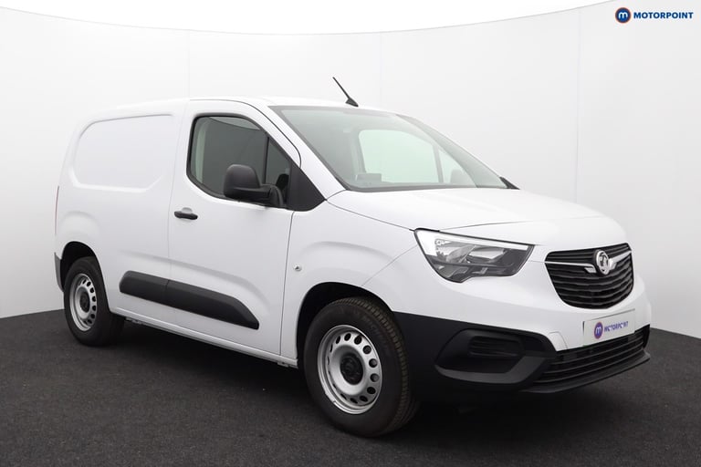 image for 2024 Vauxhall Combo 2300 100kW Prime 50kWh H1 Van Auto Panel Van Electric Automatic