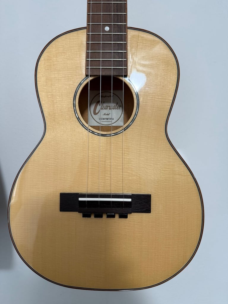 Electro-Acoustic Tenor Ukulele, Clearwater UCW7MT/PU
