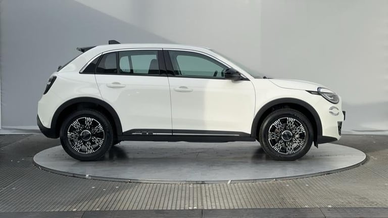2025 Fiat 600 1.2 MHEV SUV 5dr Petrol Hybrid e-DCT Euro 6 (s/s) (100 ps) Automatic Hatchback Hybr...