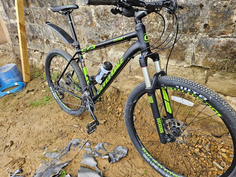 Cannondale 275 Mountain Bike. Size Large