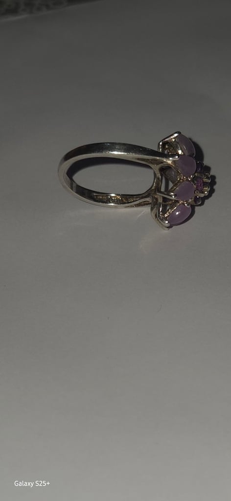 Beautiful sterling silver lavender jade and amethyst cluster ring size N
