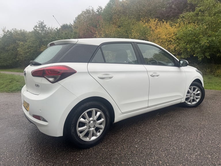 HYUNDAI I20 1.2 SE 2017