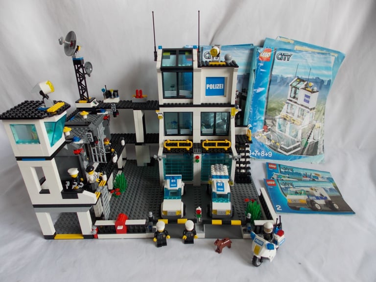 image for Lego City 7744 Police Headquarters Complete with Manuals - No Box