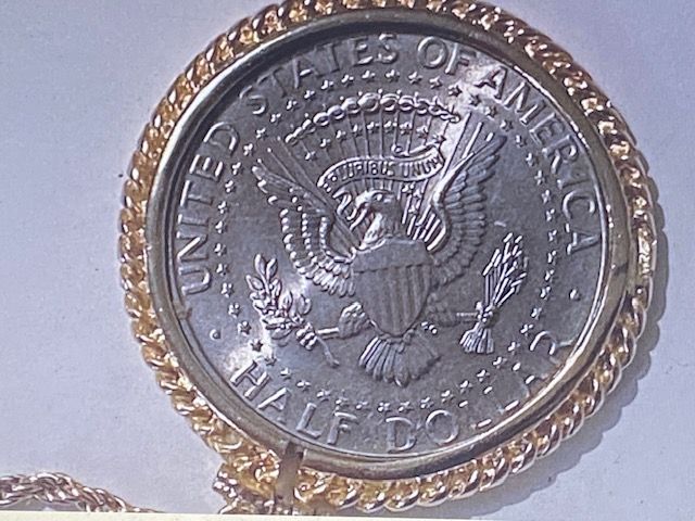 RARE: Elvis Half Dollar Colour Coin Necklace with COA *EX*