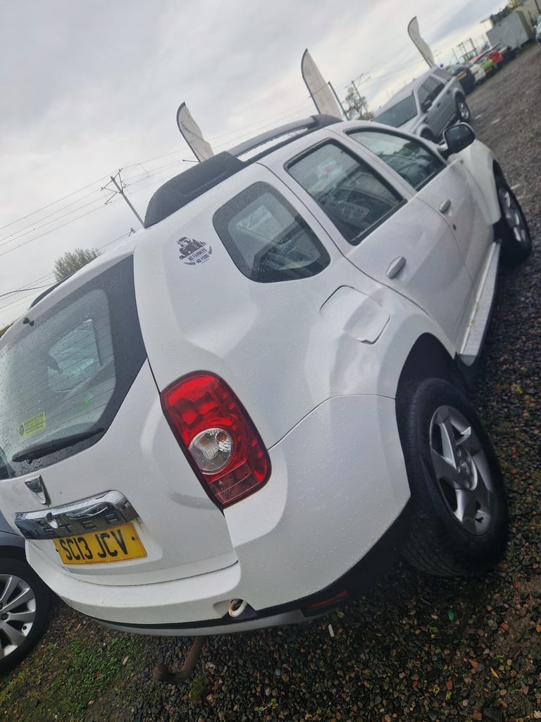 2013 Dacia Duster 1.5 dCi 110 Laureate 5dr HATCHBACK Diesel Manual