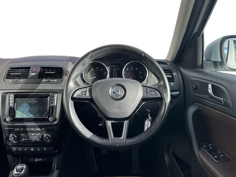 2016 Skoda Yeti Skoda Yeti 1.4TSI Laurin &amp; Klement Outdoor 5dr 4X4 Estate Petrol Manual