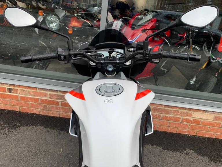 Aprilia Tuono 125 - 2-YEAR/5000-MILE WARRANTY