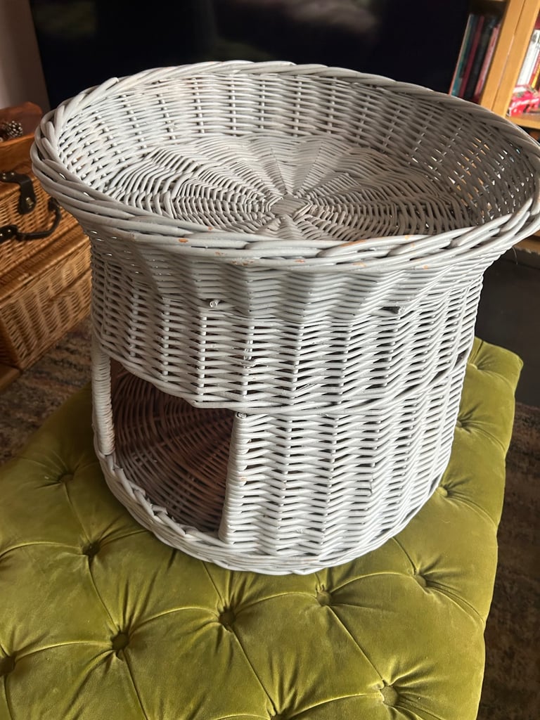 image for Wicker Cat Basket