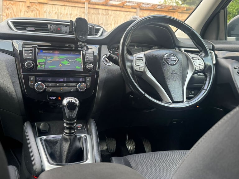 Nissan, QASHQAI, Hatchback, 2016, Manual, 1461 (cc), 5 doors