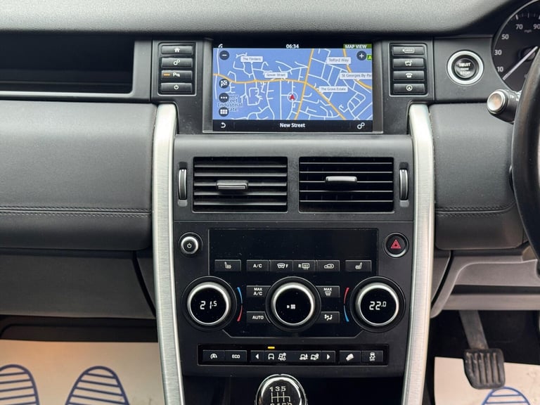 2017 Land Rover Discovery Sport 2.0 TD4 SE Tech 4WD Euro 6 (s/s) 5dr ESTATE Diesel Manual