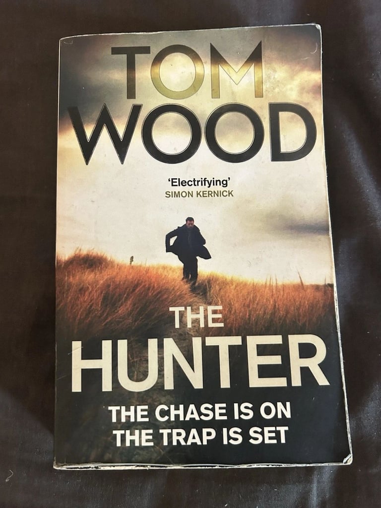 image for Tom Wood The Hunter The Chase Is On The Trap Is Set Paperback
