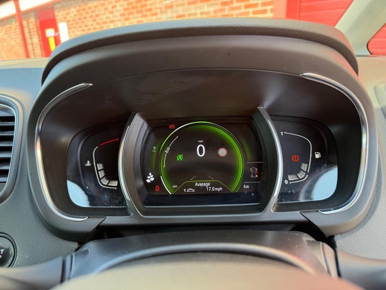 2019 Renault Scenic 1.3 TCe Signature Euro 6 (s/s) 5dr MPV Petrol Manual