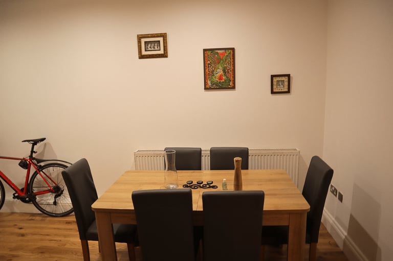 Flatmate Wanted for Stunning 2-bed (Zone 1, Earl's Court)