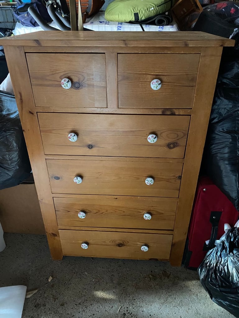 chest of drawers heavy pine 6 drawers